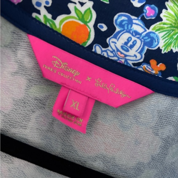 Lilly Pulitzer x Disney Women's Vibrant Floral 1/2 Zip - Picture 7 of 10